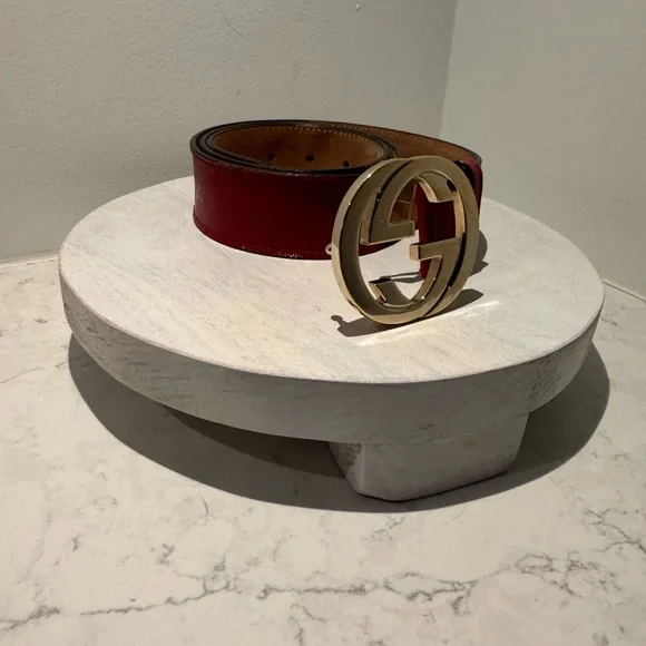 Red Authentic Gucci Belt with Double G Emblem - Picture 11 of 14